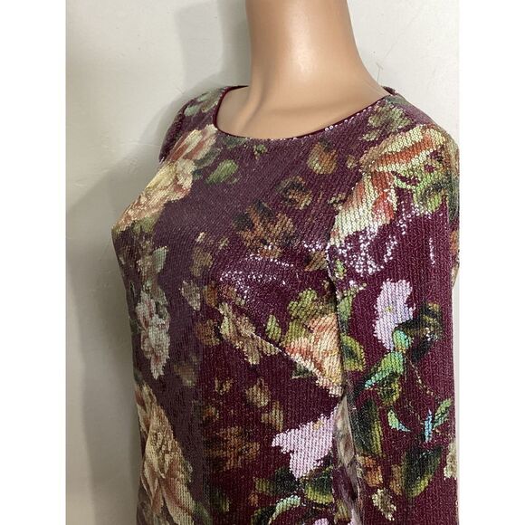 New. Vince Camuto burgundy sequin floral dress. Retails $148. Size 6 - Picture 9 of 12